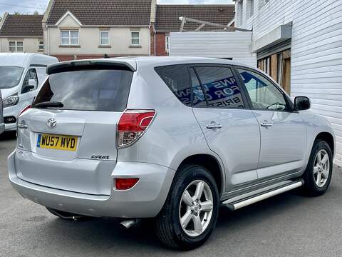 Toyota RAV4 2.0 XT-R SUV 5dr Petrol Manual 4WD (202 g/km, 150 bhp) - U5965