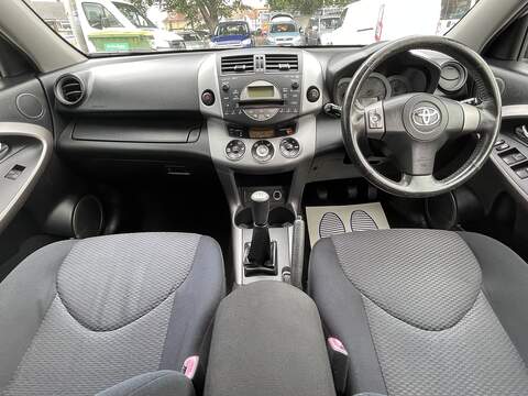 Toyota RAV4 2.0 XT-R SUV 5dr Petrol Manual 4WD (202 g/km, 150 bhp) - U5965