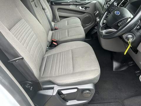 Ford Tourneo Custom 320 EcoBlue Titanium - U5973