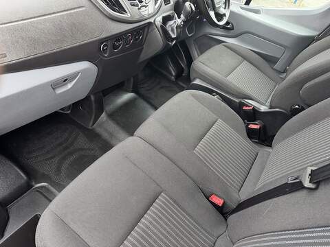 Ford Transit TDCi 350 Trend - U5980