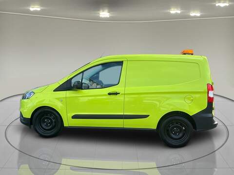 Ford Transit Courier TDCi - U5981