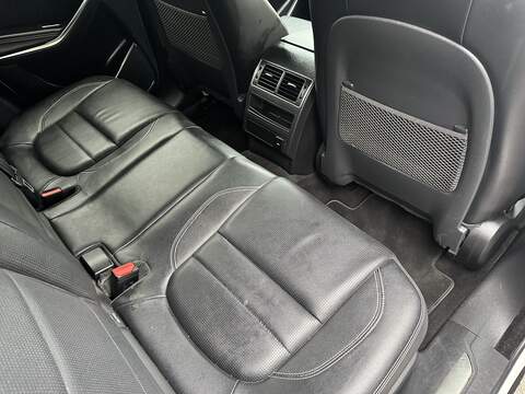 Jaguar F-PACE 2.0 D200 MHEV R-Dynamic S SUV 5dr Diesel Auto AWD Euro 6 (s/s) (204 ps) - U5985