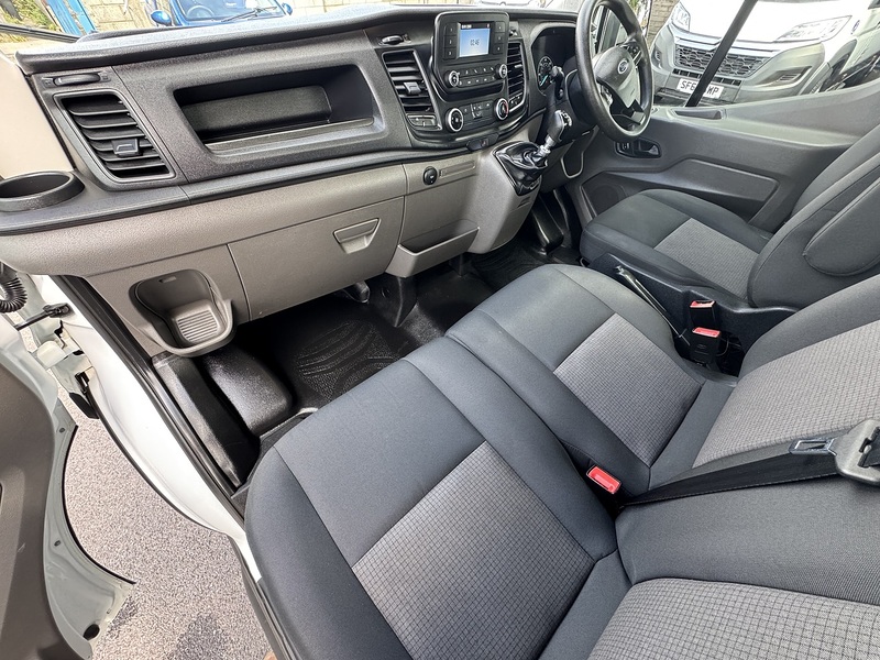 Ford Transit 350 EcoBlue Leader - U5987