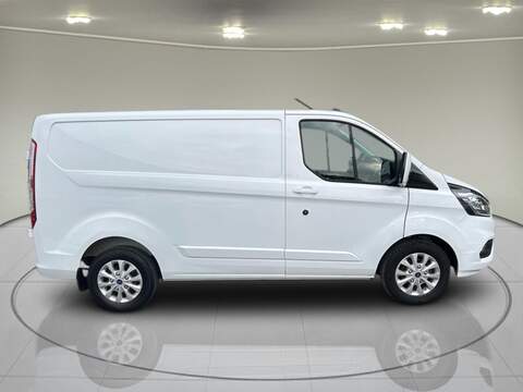Ford Transit Custom 2.0 300 EcoBlue Limited Panel Van 5dr Diesel Auto L1 H1 Euro 6 (s/s) (130 ps) - U5995