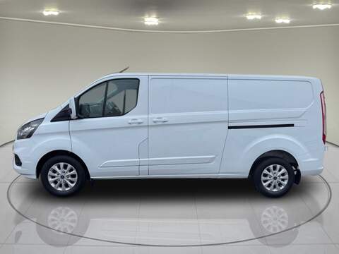 Ford Transit Custom 2.0 300 EcoBlue Limited Panel Van 5dr Diesel Auto L2 H1 Euro 6 (s/s) (130 ps) - U5998