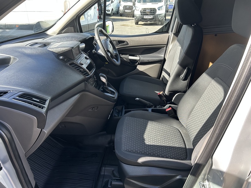 Ford Transit Connect 1.5 230 EcoBlue Trend Crew Van Double Cab 6dr Diesel Auto L2 Euro 6 (s/s) (120 ps) - U6001