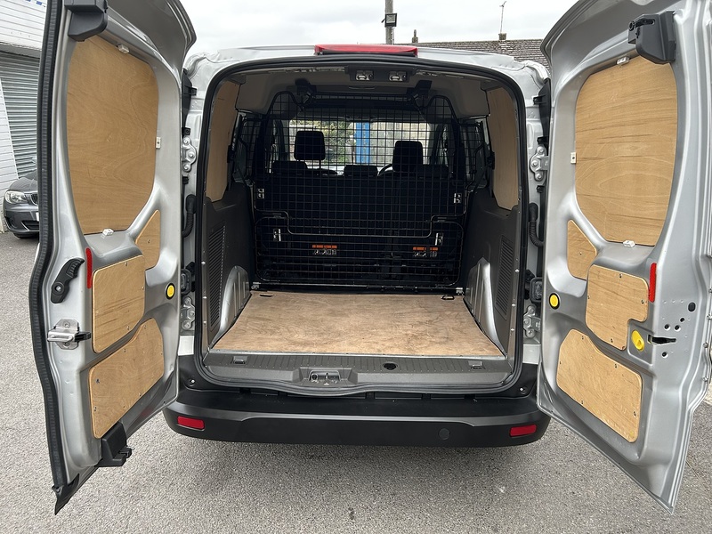 Ford Transit Connect 1.5 230 EcoBlue Trend Crew Van Double Cab 6dr Diesel Auto L2 Euro 6 (s/s) (120 ps) - U6001