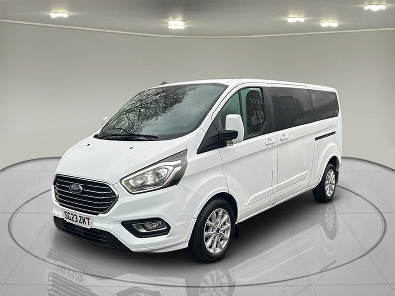 Ford 2.0 320 EcoBlue Titanium Minibus Double Cab 5dr Diesel Auto L2 Euro 6 (s/s) (130 ps)