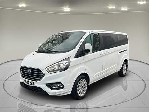 Ford Tourneo Custom 2.0 320 EcoBlue Titanium Minibus Double Cab 5dr Diesel Auto L2 Euro 6 (s/s) (130 ps) - U6010