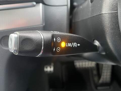 Mercedes-Benz E Class 2.1 E250 CDI AMG Sport Coupe 2dr Diesel G-Tronic+ Euro 5 (s/s) (204 ps) - U6019