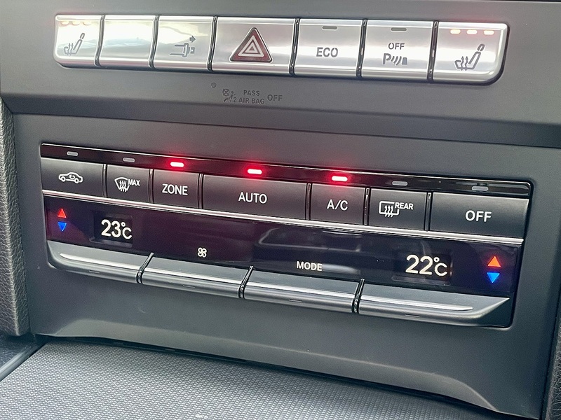 Mercedes-Benz E Class 2.1 E250 CDI AMG Sport Coupe 2dr Diesel G-Tronic+ Euro 5 (s/s) (204 ps) - U6019