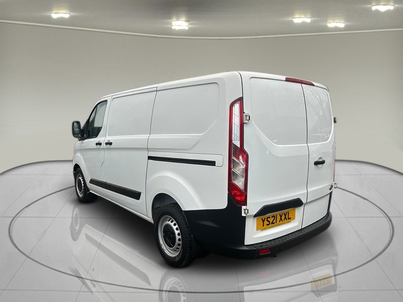 Ford Transit Custom 1.0 340 EcoBoost 13.6kWh Leader Panel Van 5dr Petrol Plug-in Hybrid Auto L1 H1 Euro 6 (126 ps) - U6030