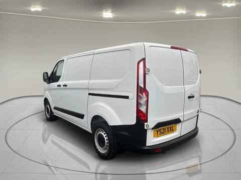 Ford Transit Custom 1.0 340 EcoBoost 13.6kWh Leader Panel Van 5dr Petrol Plug-in Hybrid Auto L1 H1 Euro 6 (126 ps) - U6030