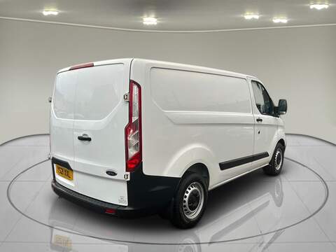 Ford Transit Custom 1.0 340 EcoBoost 13.6kWh Leader Panel Van 5dr Petrol Plug-in Hybrid Auto L1 H1 Euro 6 (126 ps) - U6030