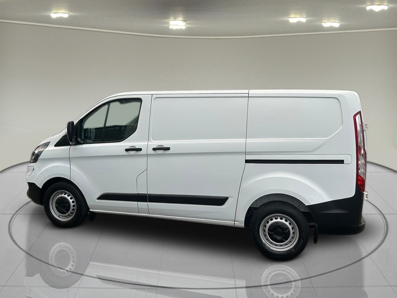 Ford Transit Custom 1.0 340 EcoBoost 13.6kWh Leader Panel Van 5dr Petrol Plug-in Hybrid Auto L1 H1 Euro 6 (126 ps) - U6030