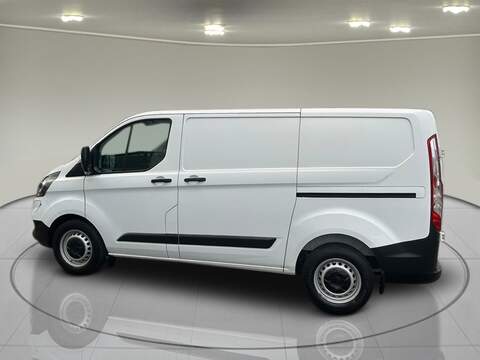Ford Transit Custom 1.0 340 EcoBoost 13.6kWh Leader Panel Van 5dr Petrol Plug-in Hybrid Auto L1 H1 Euro 6 (126 ps) - U6030