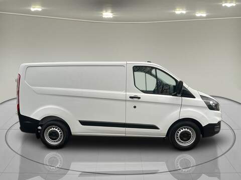 Ford Transit Custom 1.0 340 EcoBoost 13.6kWh Leader Panel Van 5dr Petrol Plug-in Hybrid Auto L1 H1 Euro 6 (126 ps) - U6030