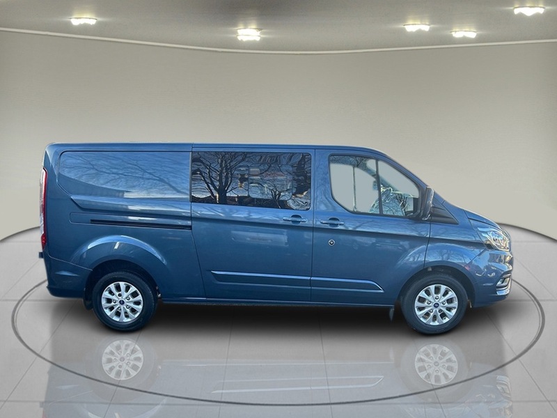 Ford Transit Custom 2.0 320 EcoBlue Limited Crew Van Double Cab 5dr Diesel Manual L2 H1 Euro 6 (s/s) (6 Seat) (130 ps) - U6032
