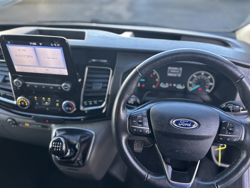 Ford Transit Custom 2.0 320 EcoBlue Limited Crew Van Double Cab 5dr Diesel Manual L2 H1 Euro 6 (s/s) (6 Seat) (130 ps) - U6032