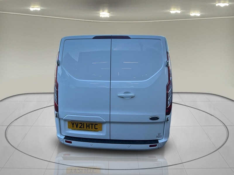 Ford Transit Custom 2.0 300 EcoBlue Limited Panel Van 5dr Diesel Manual L2 H1 Euro 6 (s/s) (130 ps) - U6033