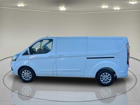 Ford Transit Custom 2.0 300 EcoBlue Limited Panel Van 5dr Diesel Manual L2 H1 Euro 6 (s/s) (130 ps) - U6033