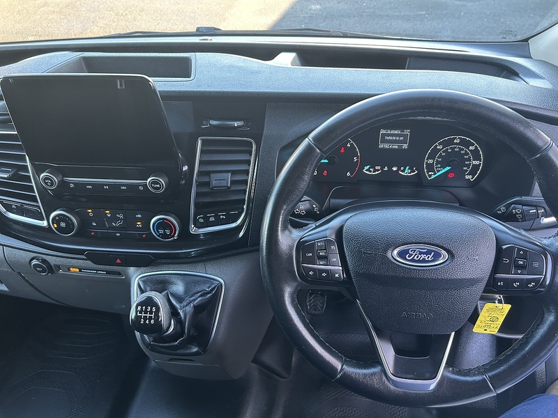 Ford Transit Custom 2.0 300 EcoBlue Limited Panel Van 5dr Diesel Manual L2 H1 Euro 6 (s/s) (130 ps) - U6033