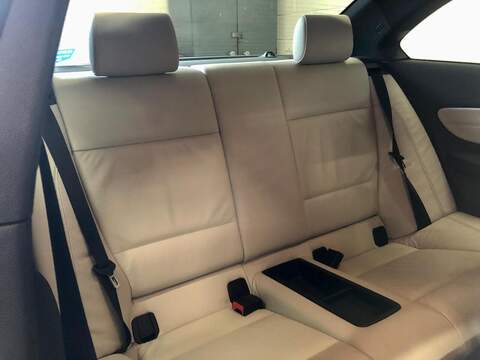 BMW 1 Series 1 Series 2.0 120i Exclusive Edition Steptronic Euro 5 2dr - U75001