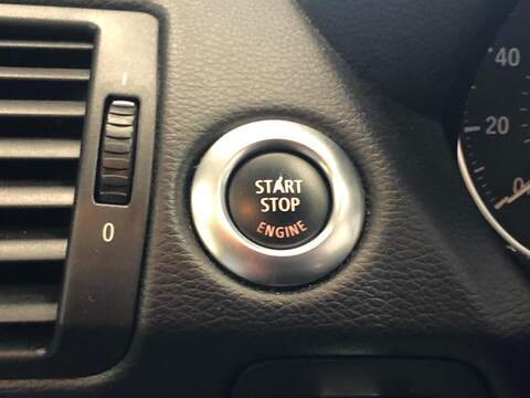 BMW 1 Series 1 Series 2.0 120i Exclusive Edition Steptronic Euro 5 2dr - U75001