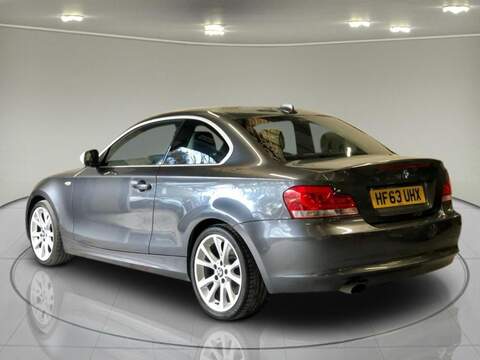 BMW 1 Series 1 Series 2.0 120i Exclusive Edition Steptronic Euro 5 2dr - U75001