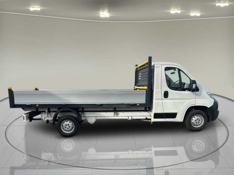 Citroen Relay 2.2 BlueHDi 35 Plus Ready To Run Dropside 2dr Diesel Manual L4 Euro 6 (s/s) (140 ps) - U75005