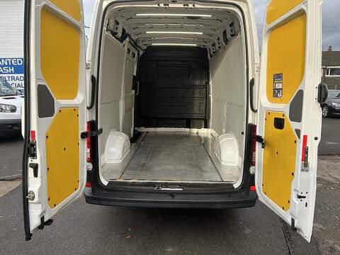 Volkswagen Crafter 2.0 TDI CR35 BlueMotion Tech Startline Panel Van 5dr Diesel Manual FWD MWB High Roof Euro 6 (s/s) - U75013