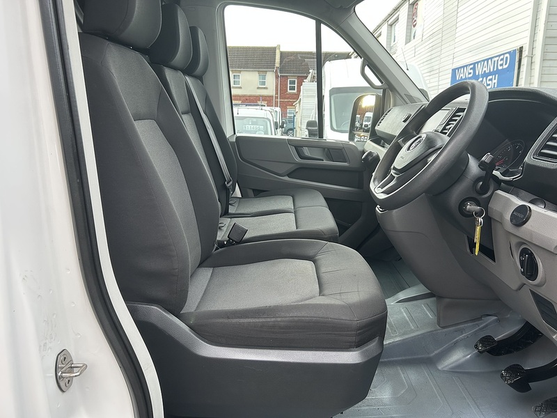 Volkswagen Crafter 2.0 TDI CR35 BlueMotion Tech Startline Panel Van 5dr Diesel Manual FWD MWB High Roof Euro 6 (s/s) - U75013