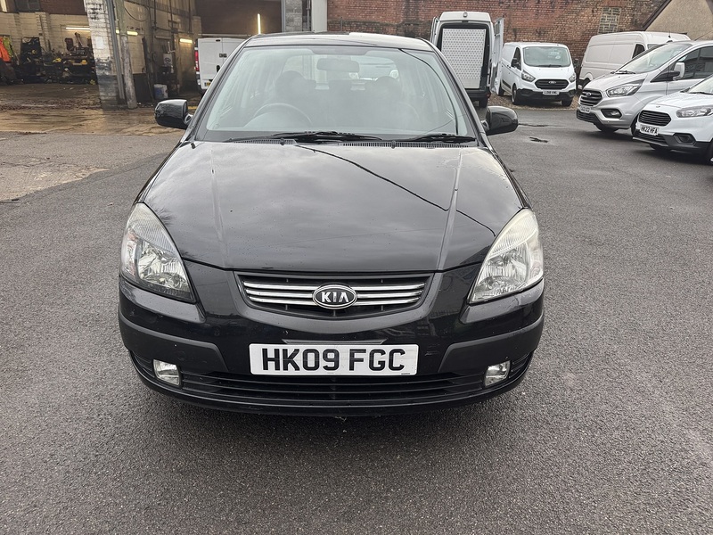 Kia Rio 1.4 Black Hatchback 5dr Petrol Manual (147 g/km, 95 bhp) - U75014