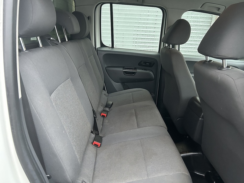 Volkswagen Amarok 2.0 TDI Startline Pickup Double Cab 4dr Diesel Manual 4Motion Selectable Euro 5 (140 ps) - U75022