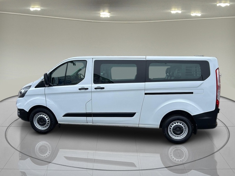 Ford Transit Custom 9 SEATER EURO 6 105PS LEATHER 2.0 5dr Combi Van Manual Diesel - U75035