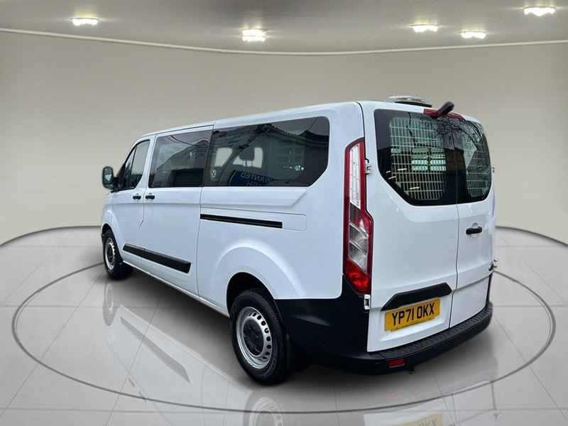 Ford Transit Custom 9 SEATER EURO 6 105PS LEATHER 2.0 5dr Combi Van Manual Diesel - U75035