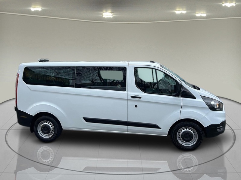 Ford Transit Custom 9 SEATER EURO 6 105PS LEATHER 2.0 5dr Combi Van Manual Diesel - U75035
