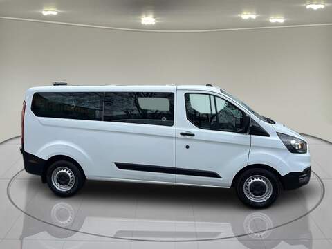 Ford Transit Custom 9 SEATER EURO 6 105PS LEATHER 2.0 5dr Combi Van Manual Diesel - U75035