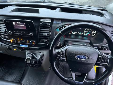 Ford Transit Custom 9 SEATER EURO 6 105PS LEATHER 2.0 5dr Combi Van Manual Diesel - U75035