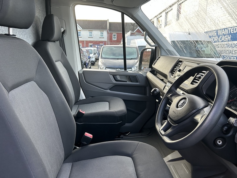 Volkswagen Crafter 2.0 TDI CR35 Startline Panel Van 5dr Diesel Manual FWD LWB High Roof Euro 6 (s/s) (140 ps) - U75038