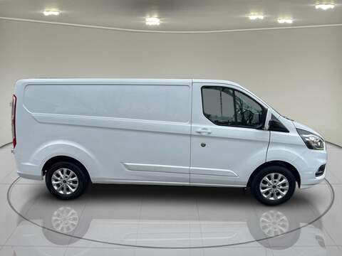 Ford Transit Custom 2.0 300 EcoBlue Limited Panel Van 5dr Diesel Manual L2 H1 Euro 6 (130 ps) - U75039