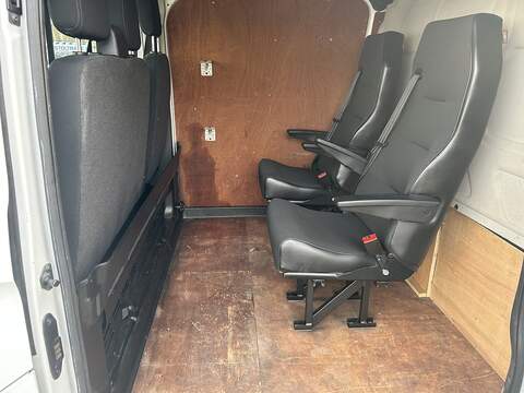 Ford Transit Custom 2.0 300 EcoBlue Limited Panel Van 5dr Diesel Manual L2 H1 Euro 6 (130 ps) - U75039