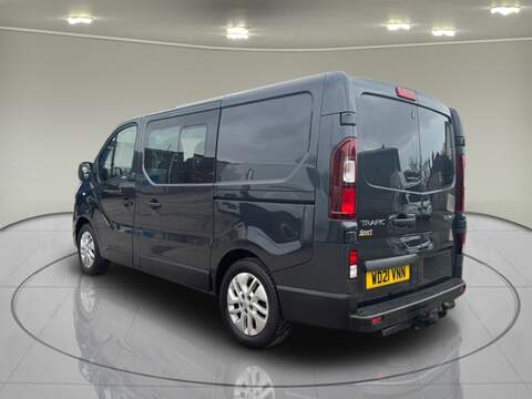 Renault Trafic 2.0 dCi ENERGY 30 Sport Nav Crew Van Double Cab 6dr Diesel Manual SWB Euro 6 (s/s) (145 ps) - U75043