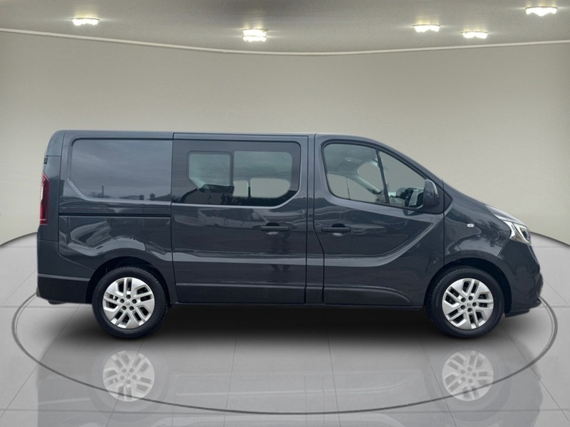 Renault Trafic 2.0 dCi ENERGY 30 Sport Nav Crew Van Double Cab 6dr Diesel Manual SWB Euro 6 (s/s) (145 ps) - U75043