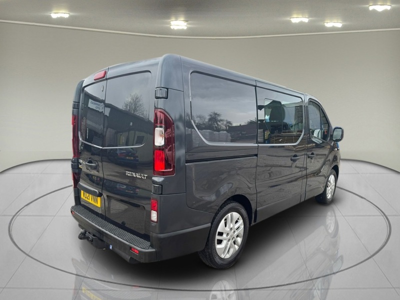 Renault Trafic 2.0 dCi ENERGY 30 Sport Nav Crew Van Double Cab 6dr Diesel Manual SWB Euro 6 (s/s) (145 ps) - U75043