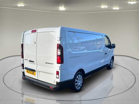 Renault Trafic 2.0 dCi ENERGY 30 Business+ Panel Van 5dr Diesel Manual LWB Standard Roof Euro 6 (s/s) (120 ps) - U75044