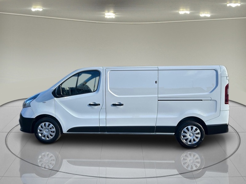 Renault Trafic 2.0 dCi ENERGY 30 Business+ Panel Van 5dr Diesel Manual LWB Standard Roof Euro 6 (s/s) (120 ps) - U75044