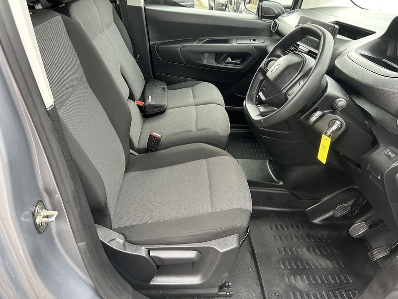 Peugeot Partner 1.5 BlueHDi 1000 Grip Standard Panel Van 5dr Diesel Manual SWB Euro 6 (s/s) (100 bhp) - U75048