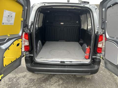 Peugeot Partner 1.5 BlueHDi 1000 Grip Standard Panel Van 5dr Diesel Manual SWB Euro 6 (s/s) (100 bhp) - U75048