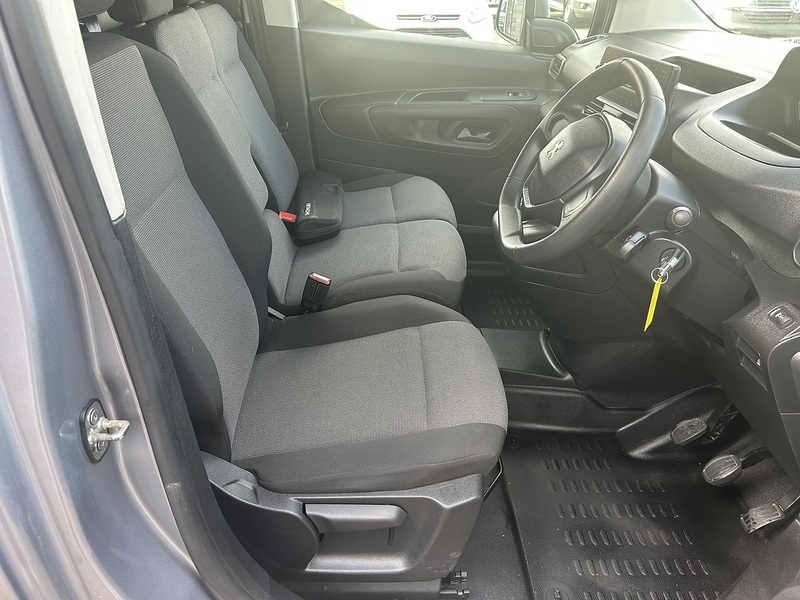 Peugeot Partner 1.5 BlueHDi 1000 Grip Standard Panel Van 5dr Diesel Manual SWB Euro 6 (s/s) (100 bhp) - U75048